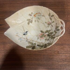 Floral Leaf-Shaped Decorative Plate